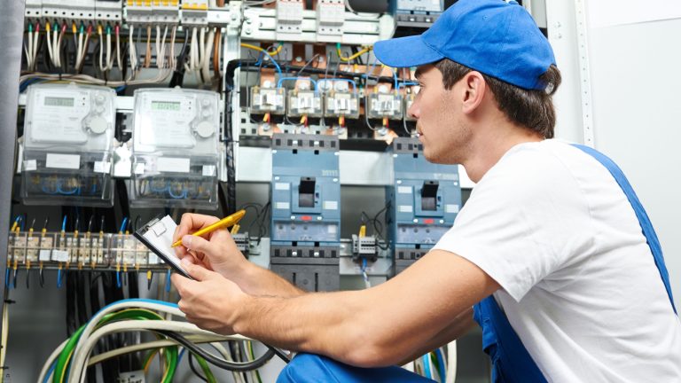 Excellent Electrician Online Essential Course