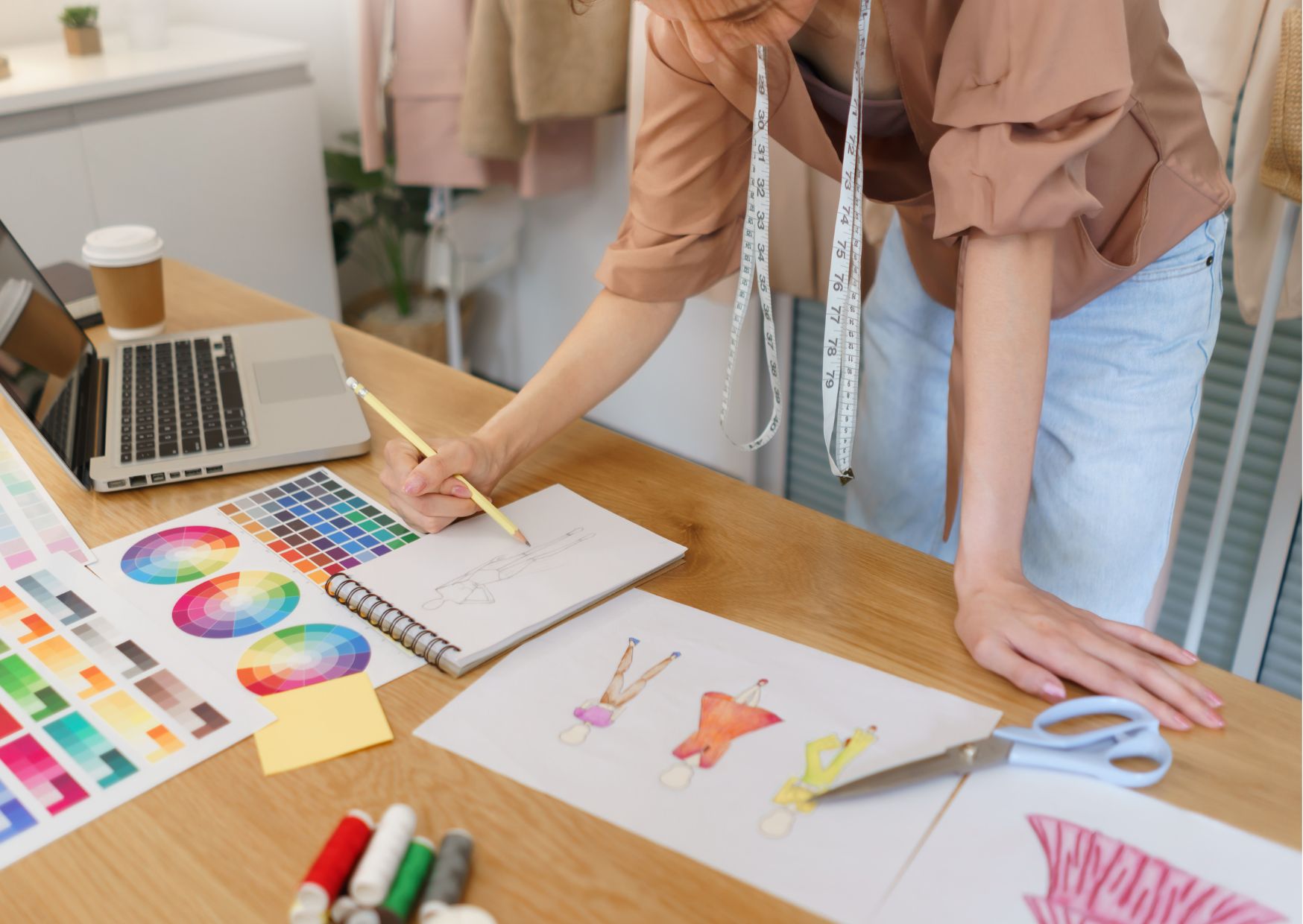 Comprehensive Course in Fashion Design